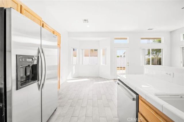 3895 Paris, Hemet, CA 92545