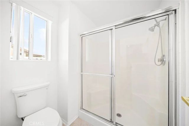 3895 Paris, Hemet, CA 92545