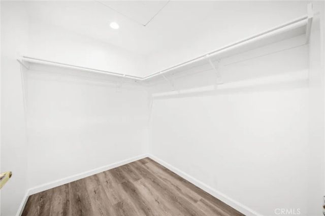 3895 Paris, Hemet, CA 92545