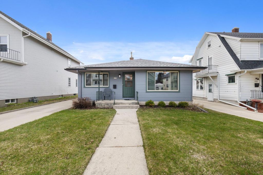 1232 S 21st STREET, Sheboygan, WI 53081