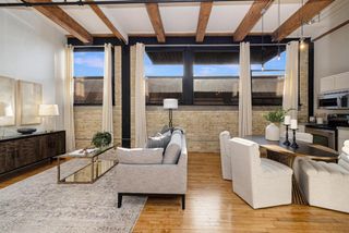 215 W Maple STREET #105, Milwaukee, WI 53204