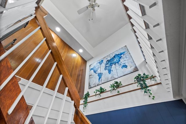 11 Patterson Rd 11, Lexington, MA 02421