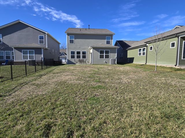 1164 Linn Cove Ct, Gallatin, TN 37066