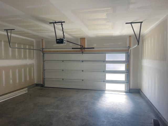 1164 Linn Cove Ct, Gallatin, TN 37066