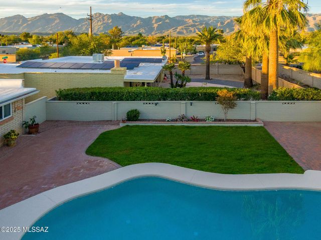 1718 N Avenida Ricardo Small, Tucson, AZ 85715