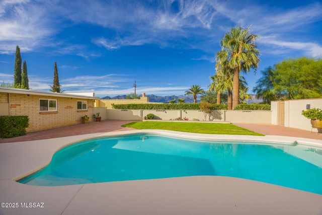 1718 N Avenida Ricardo Small, Tucson, AZ 85715