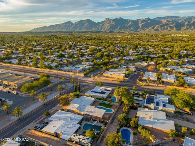 1718 N Avenida Ricardo Small, Tucson, AZ 85715