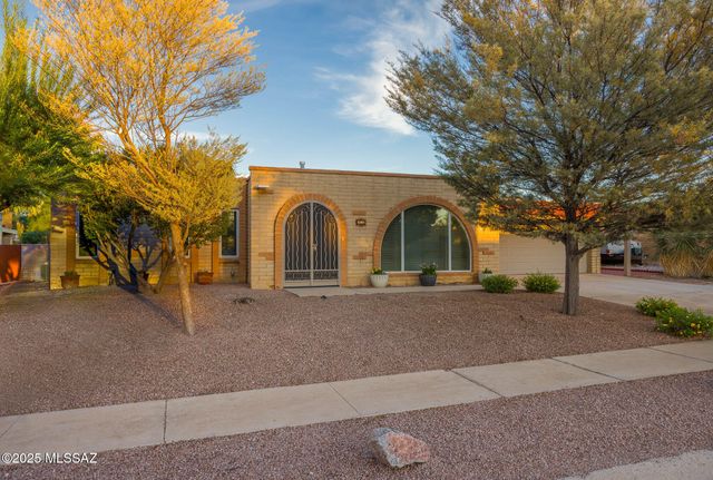 1718 N Avenida Ricardo Small, Tucson, AZ 85715
