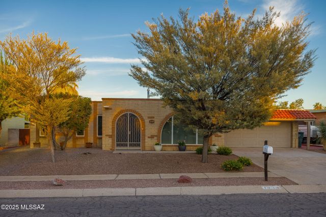 1718 N Avenida Ricardo Small, Tucson, AZ 85715