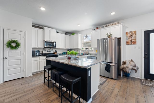 8209 Korat Vista, Godley, TX 76044