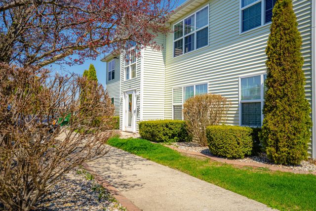 1080-1090 W 85th Avenue, Merrillville, IN 46410