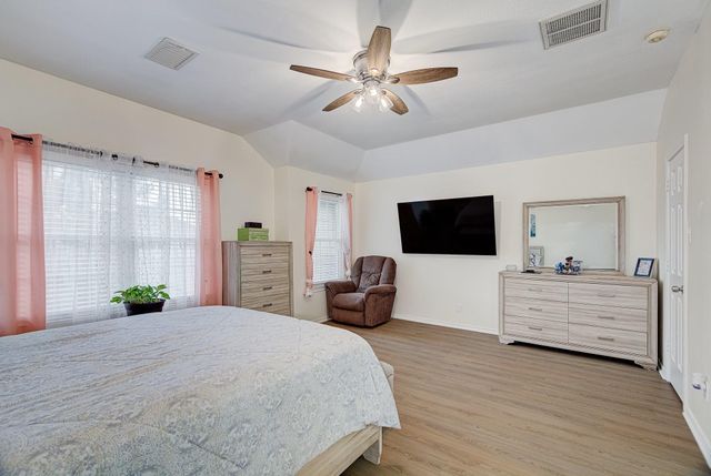 16610 Cairngrove Lane, Houston, TX 77084