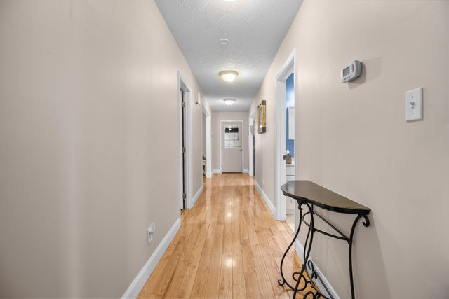 1484 W Pine Hill Road, London, KY 40744