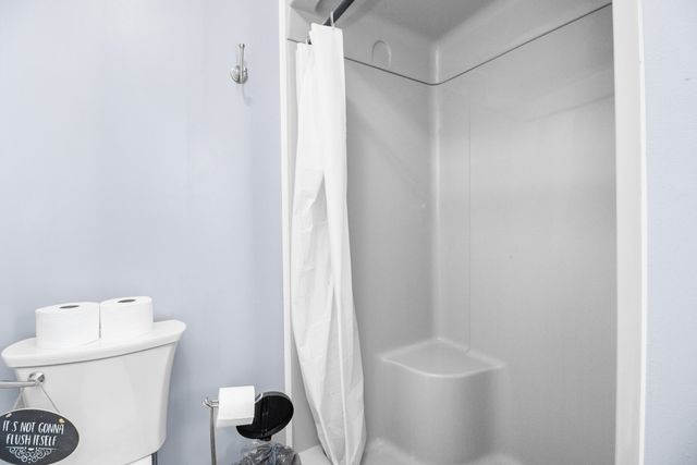 1484 W Pine Hill Road, London, KY 40744