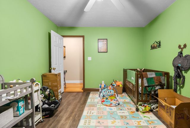 1484 W Pine Hill Road, London, KY 40744