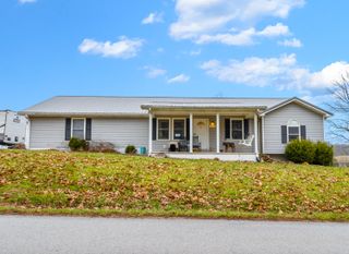 1484 W Pine Hill Road, London, KY 40744
