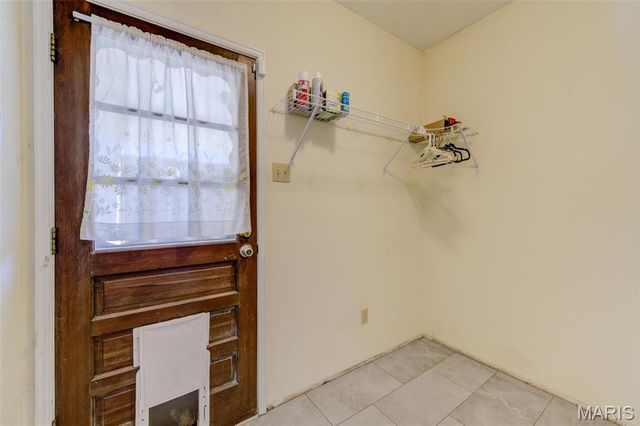 3756 Argonne Forest Drive, Florissant, MO 63034