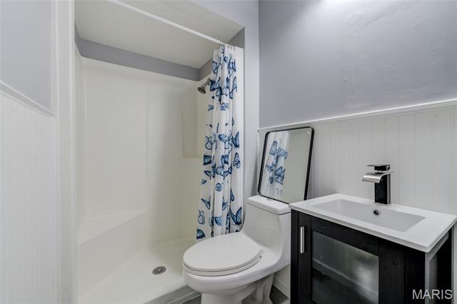 3756 Argonne Forest Drive, Florissant, MO 63034