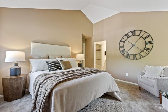 964 E Riverpark Ln, Boise, ID 83706