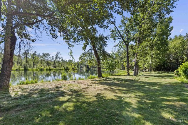 964 E Riverpark Ln, Boise, ID 83706