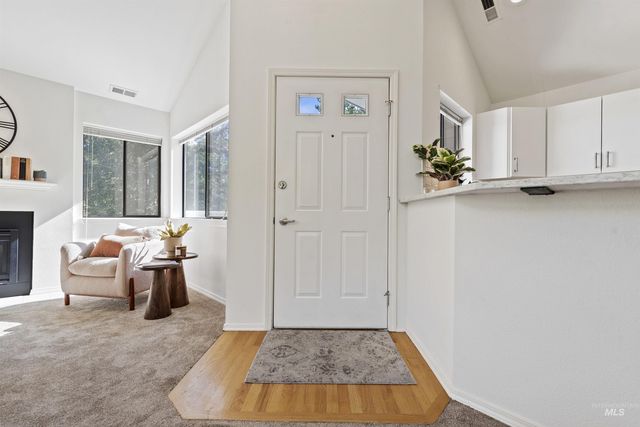 964 E Riverpark Ln, Boise, ID 83706