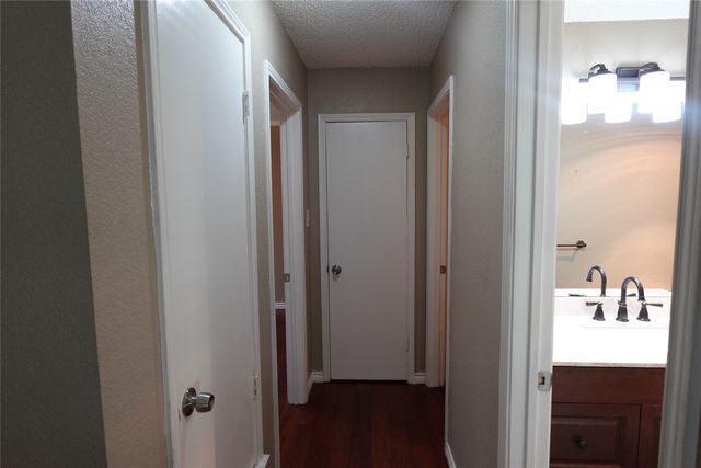 416 Sims Drive, Cedar Hill, TX 75104
