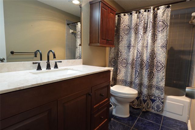 416 Sims Drive, Cedar Hill, TX 75104