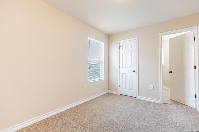 5738 Golf Hts Unit 2, San Antonio, TX 78244