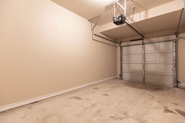 5738 Golf Hts Unit 2, San Antonio, TX 78244