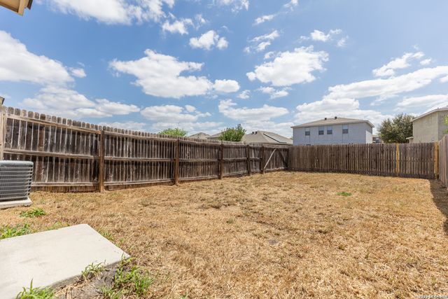 5738 Golf Hts Unit 2, San Antonio, TX 78244