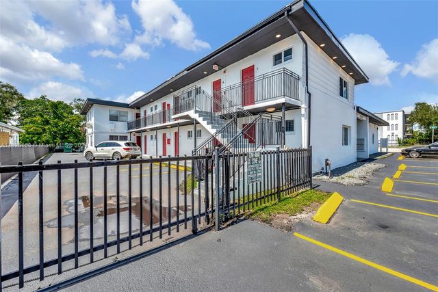 14280 NE 6th Ave, North Miami, FL 33161