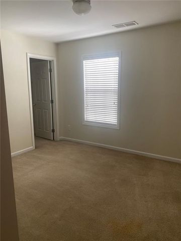 539 GREYHAWK Way, Fairburn, GA 30213