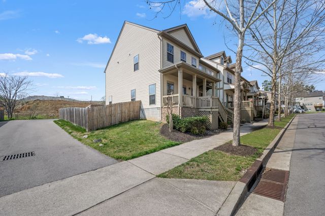 1832 Wild Oaks Ct, Antioch, TN 37013