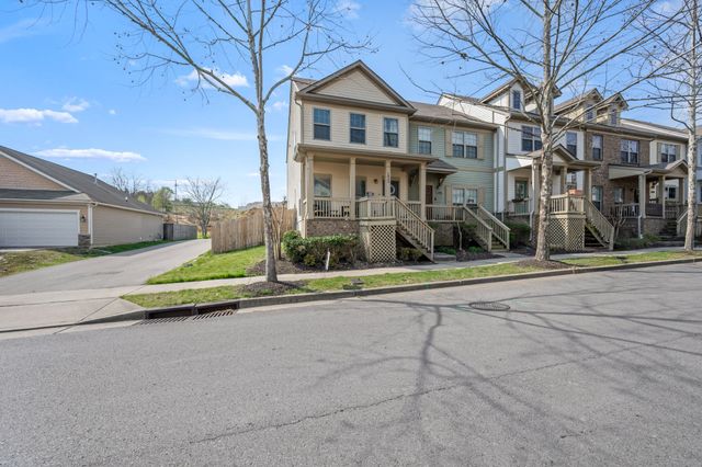 1832 Wild Oaks Ct, Antioch, TN 37013