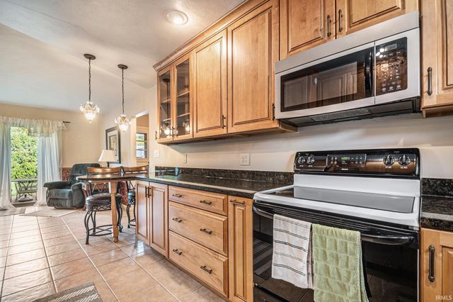 28941 Alpine Lane, Elkhart, IN 46514