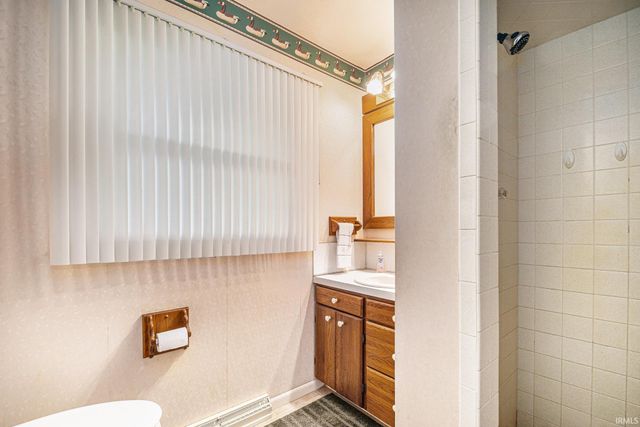 28941 Alpine Lane, Elkhart, IN 46514