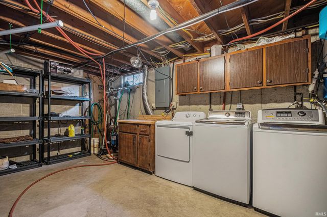 28941 Alpine Lane, Elkhart, IN 46514