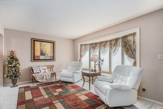 28941 Alpine Lane, Elkhart, IN 46514