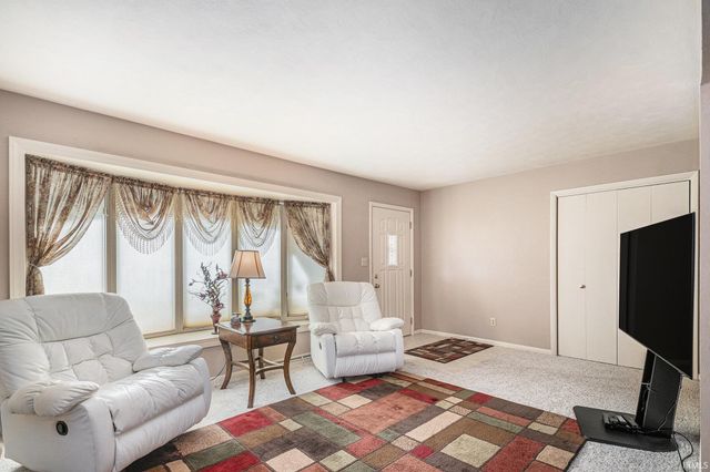 28941 Alpine Lane, Elkhart, IN 46514