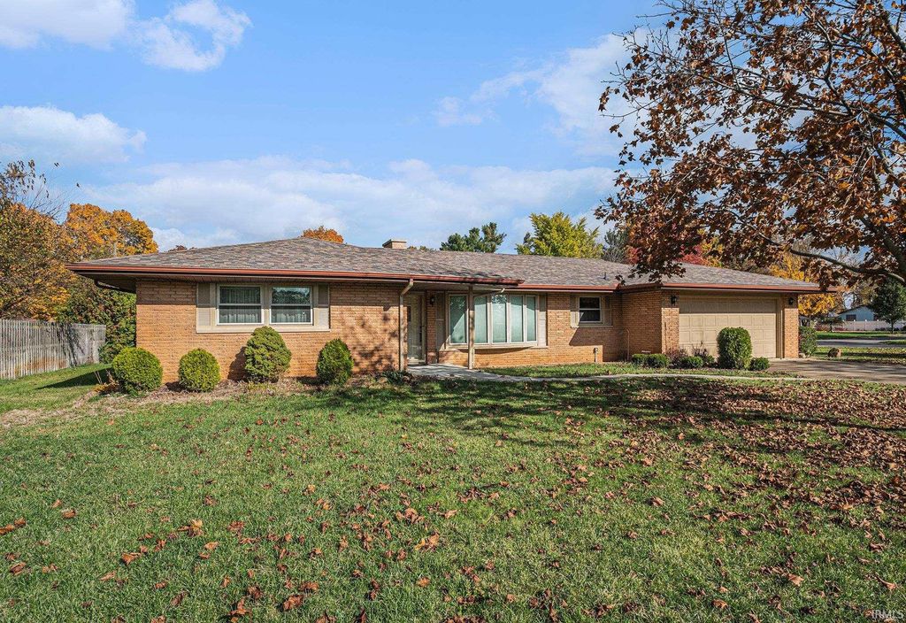 28941 Alpine Lane, Elkhart, IN 46514