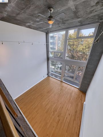 311 Oak St 507, Oakland, CA 94607