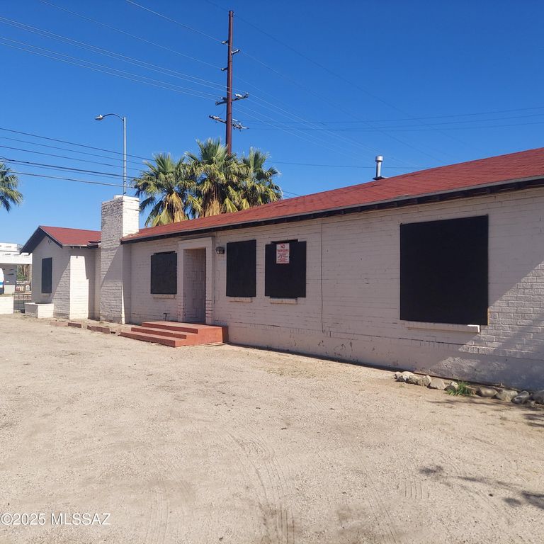 101 S La Creciente, Tucson, AZ 85711