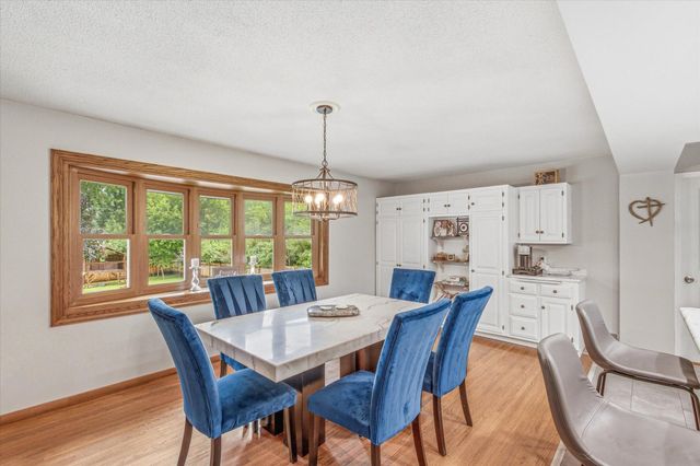 8710 60th Avenue N, New Hope, MN 55428