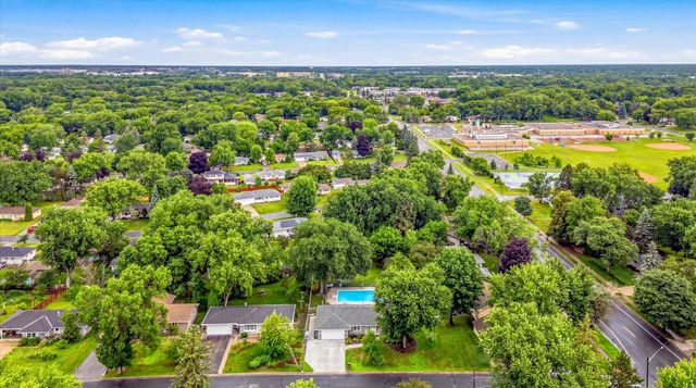 8710 60th Avenue N, New Hope, MN 55428