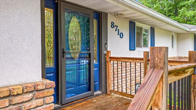 8710 60th Avenue N, New Hope, MN 55428