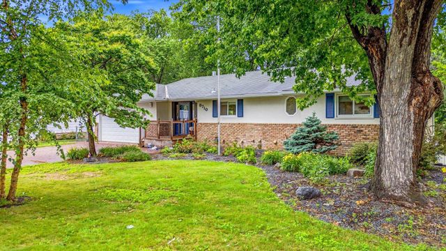8710 60th Avenue N, New Hope, MN 55428