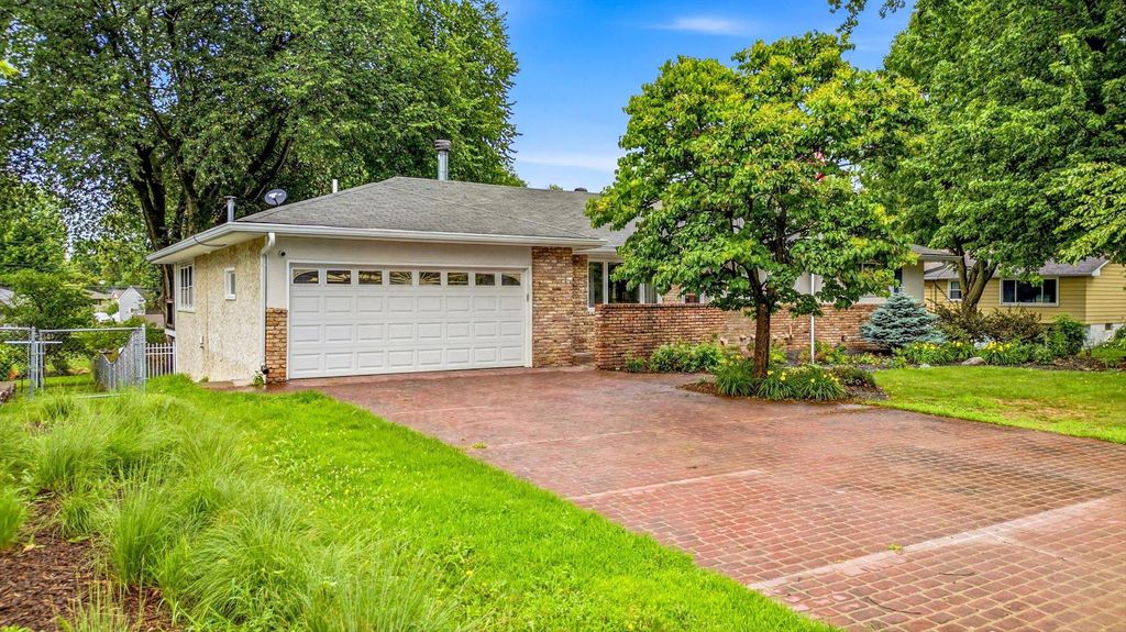 8710 60th Avenue N, New Hope, MN 55428 — photo 4