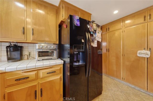2446 Euclid Crescent East, Upland, CA 91784