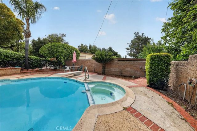 2446 Euclid Crescent East, Upland, CA 91784