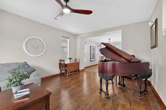 8315 Mesa Top Road NW, Albuquerque, NM 87120